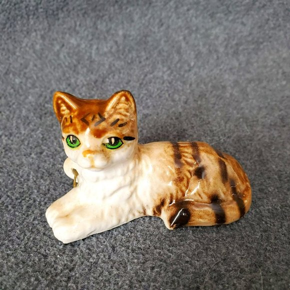 Vintage Cat Figurine, Anthropomorphic, Calico Kitten with Green Eyes, Porcelain - Picture 1 of 9
